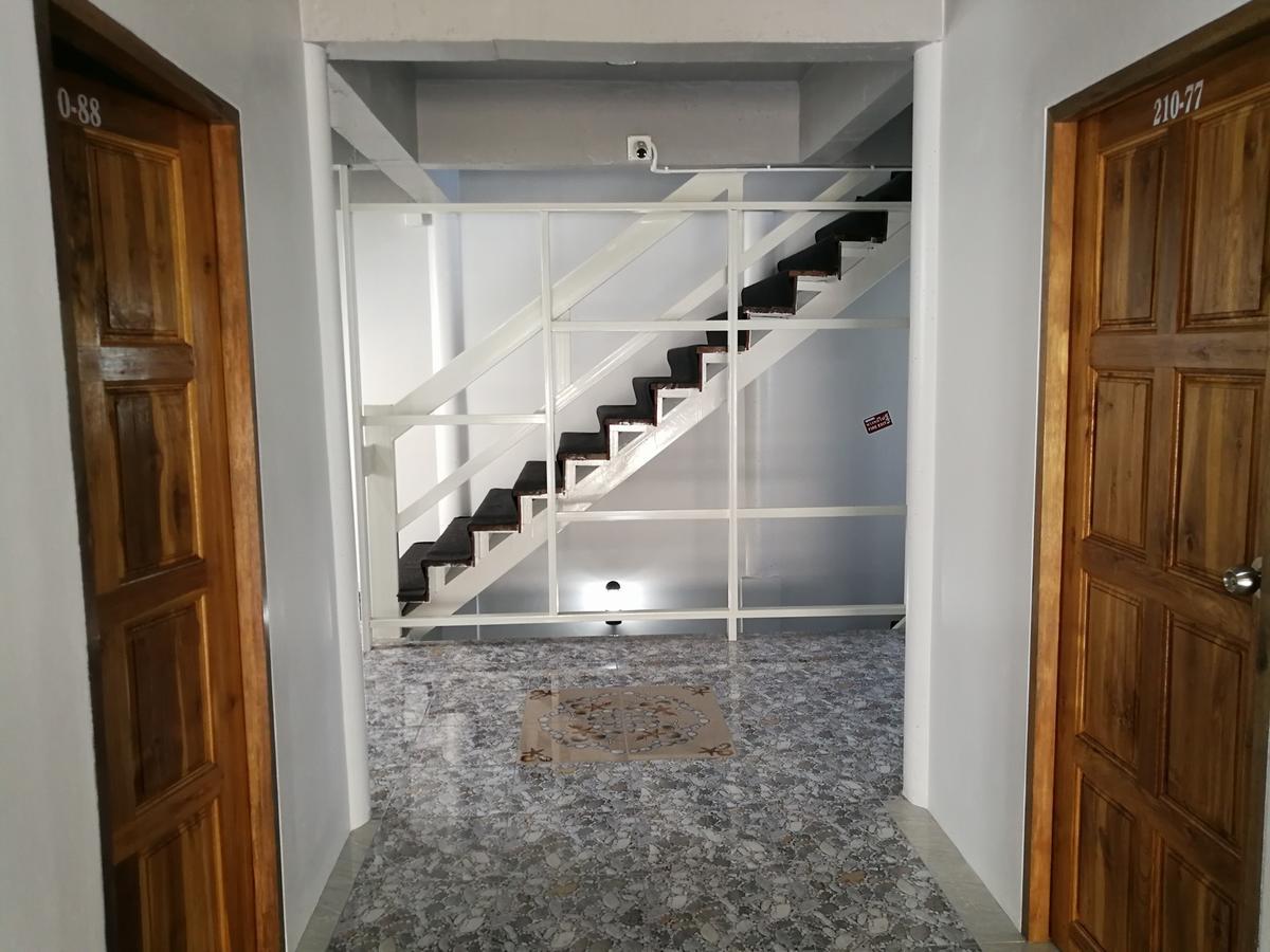 Easy Rooms And Minimart Ко-Ланта Экстерьер фото