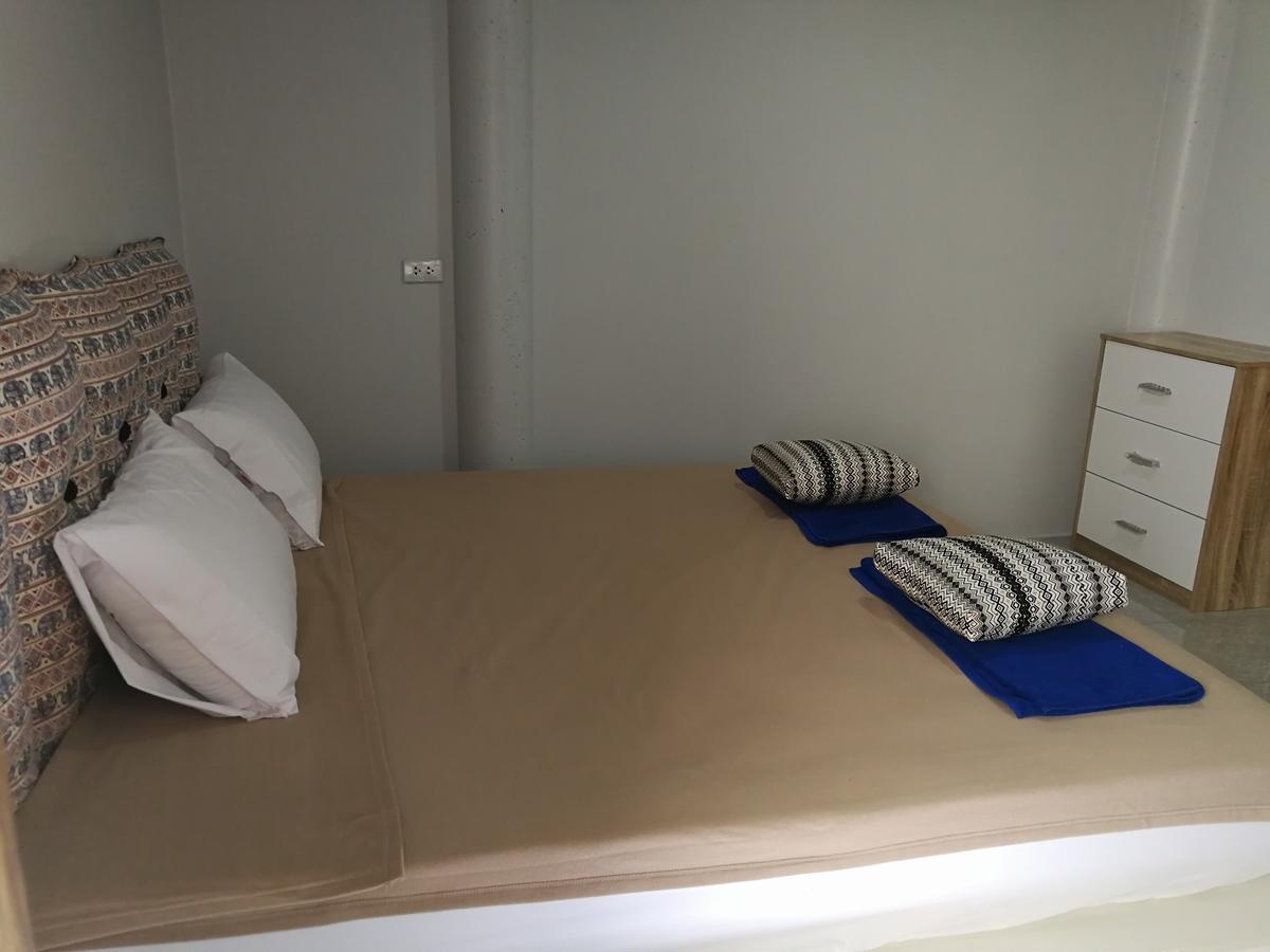Easy Rooms And Minimart Ко-Ланта Экстерьер фото