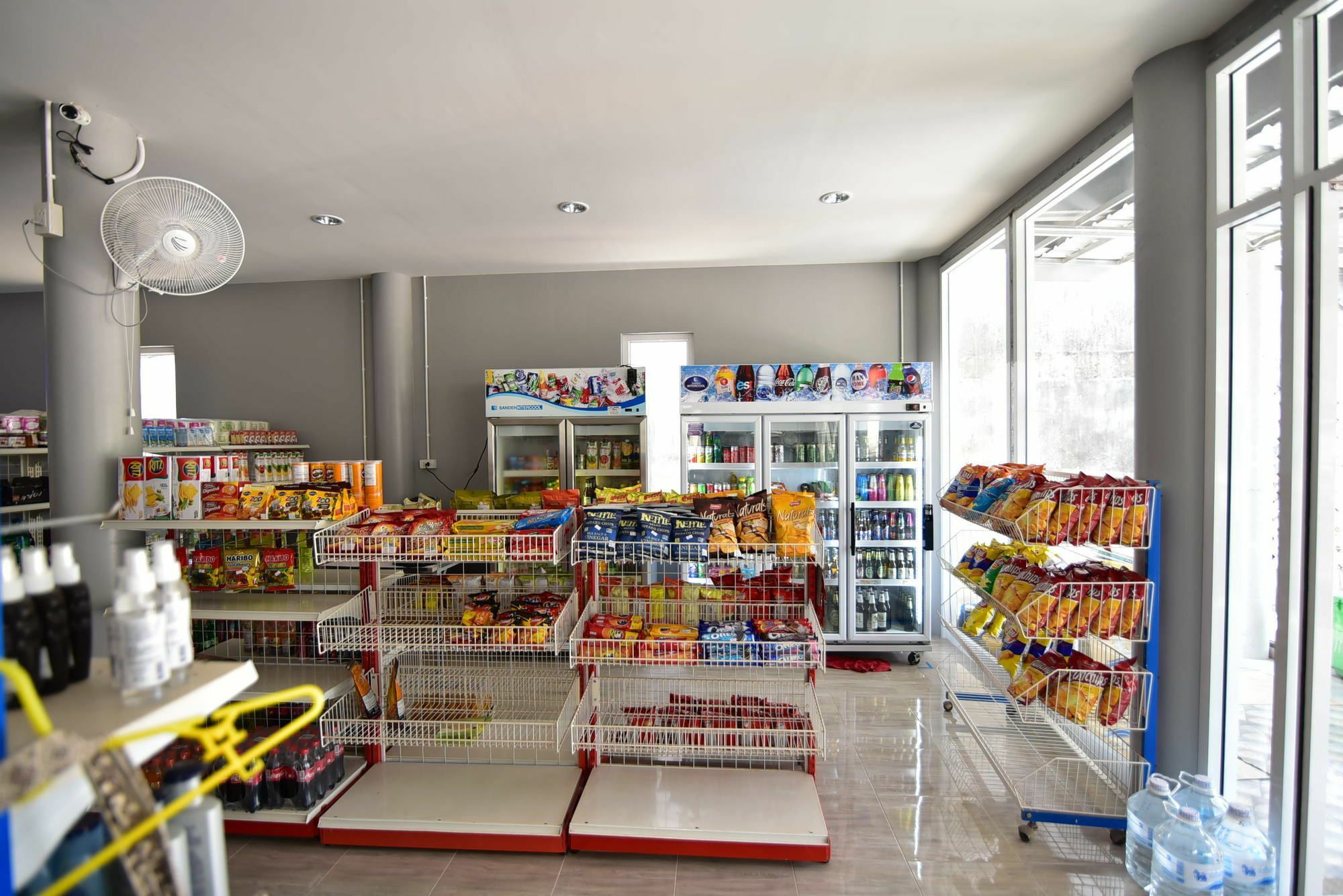 Easy Rooms And Minimart Ко-Ланта Экстерьер фото