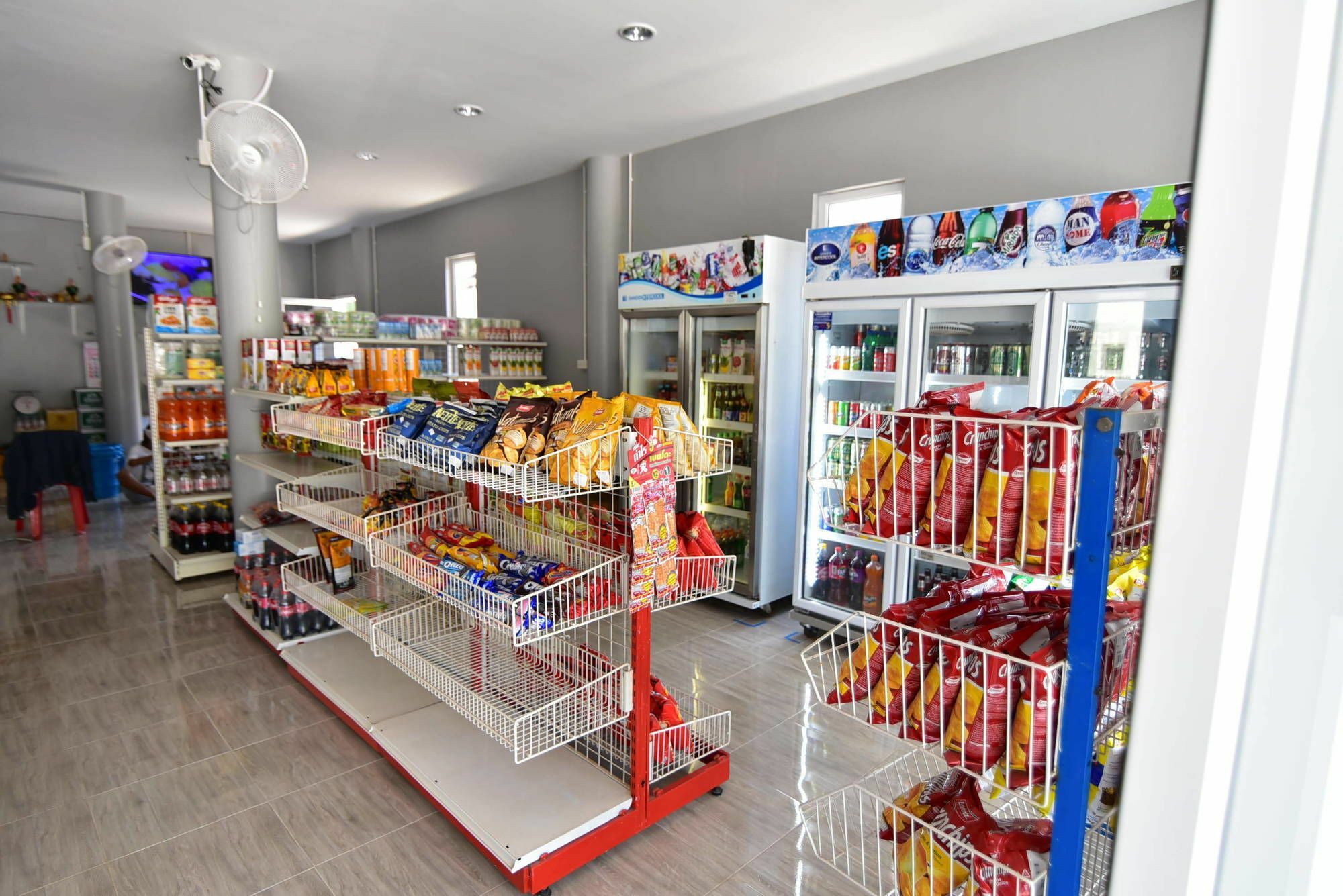 Easy Rooms And Minimart Ко-Ланта Экстерьер фото